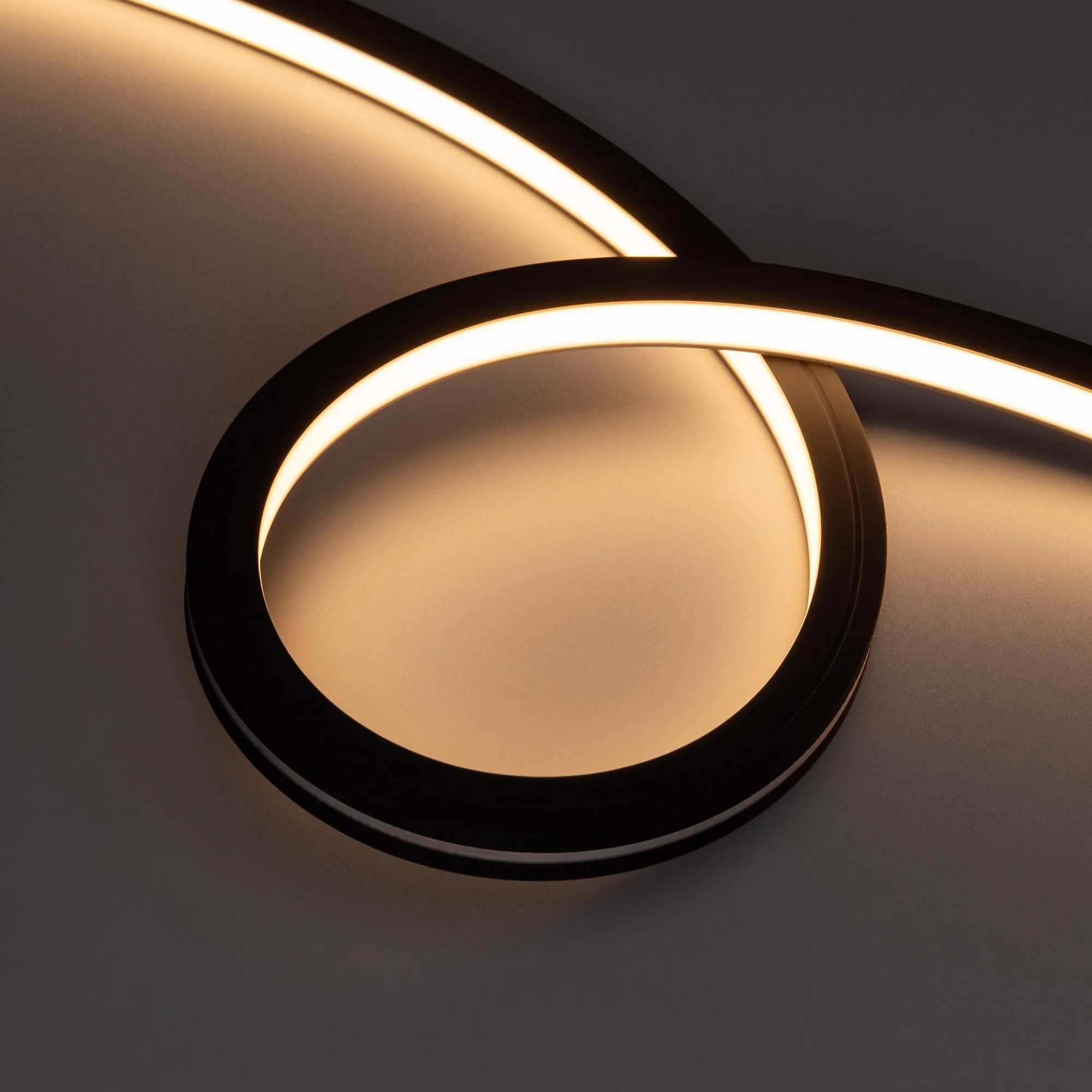 Лента герметичная NOVA-TOP-BLACK-A120-16x15mm 24V Warm2700 (10 W/m, IP67, 2835, 5m, wire x2) (Arlight, Вывод боковой, 5 лет) - изображение товара